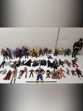 Lot 45 Vintage Figures Batman 1991 ToyBiz Spider-Man 1995 Marvel DC 90s Rare